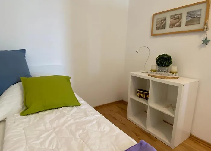 Burgtiefe Suedstrand Seekieker - Inkl Freikarten Fehmare Schwimmbad Und Sauna アパート フェーマルン